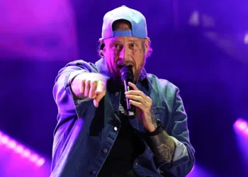 Fans Have ‘Nothing But Respect’ for Jelly Roll After He Surprises Hardcore Fan With Tickets for Life