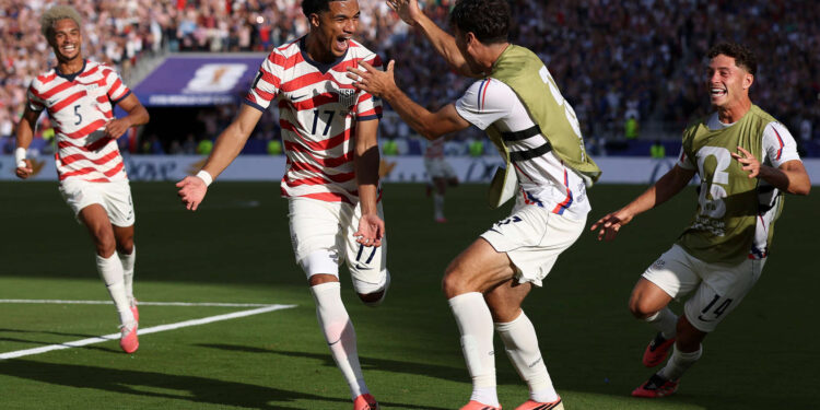Who is in World Cup round of 16? Updated bracket, schedule and results