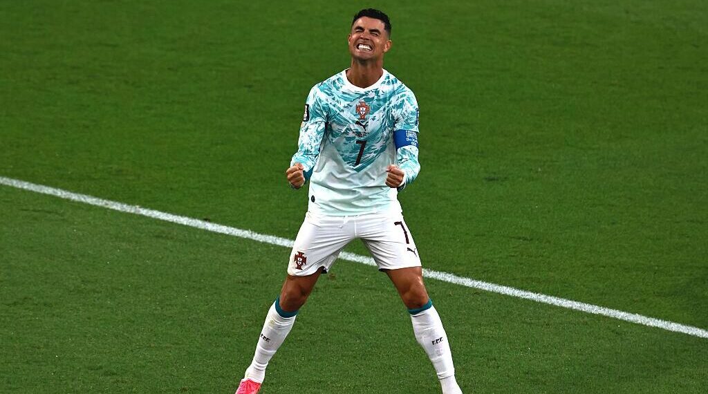 Cristiano Ronaldo discusses his future following the report of his “last dance,” while his coach explains the significant decision made during Portugal’s victory.